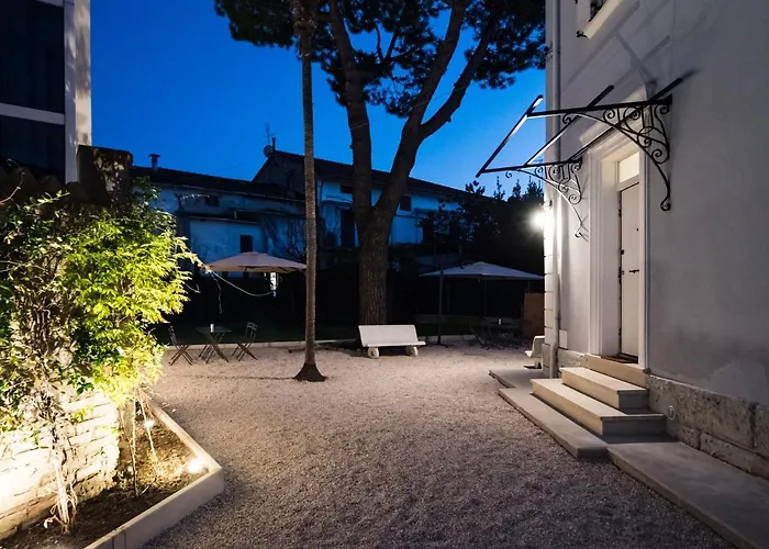 Tozza ベッド・アンド・ブレックファスト